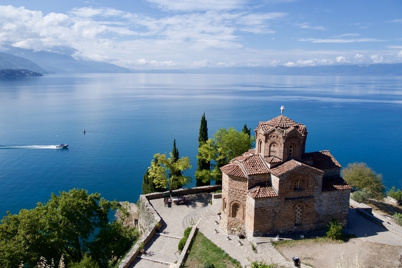 Danau Ohrid, Permata Dibagikan Oleh Makedonia dan Albania